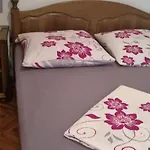 Anda Near Queen דירה פריבלאקה