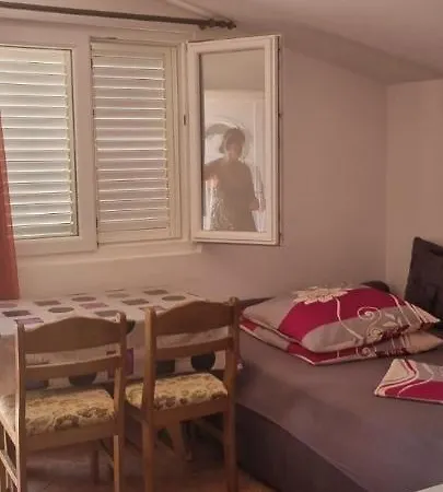 Apartment Anda Near Queen *